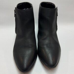 White Mountain Women's 9.5 Medium Black Side Zip Ankle Boot